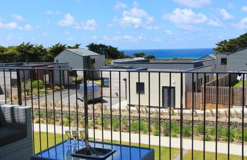 Constantine Bay Apartment | Sea view apartment, first floor
