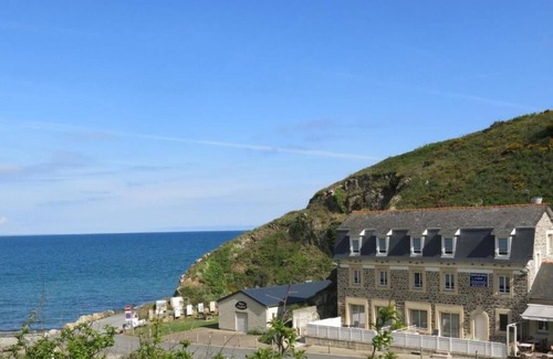 Planguenoual Apartment | Sea view apartment close to restaurant and hiking trail