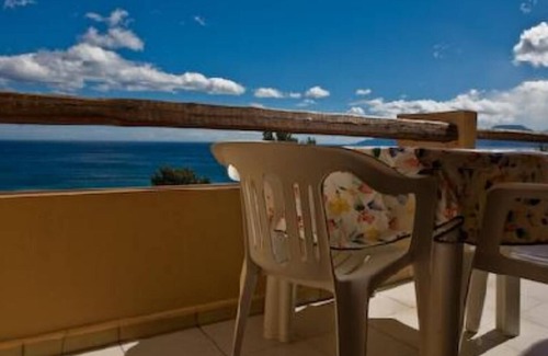 Cala Gonone Apartment | SEA VIEW APARTMENT first row, on the beach climbing