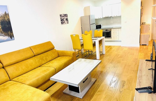 Bar Condo | Sea view apartment with 1 bedroom, AC and Wi-Fi in a delightful Bar