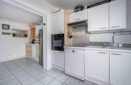 Le Cormier House | Sea view, beach 50m away, House for 4, terrace