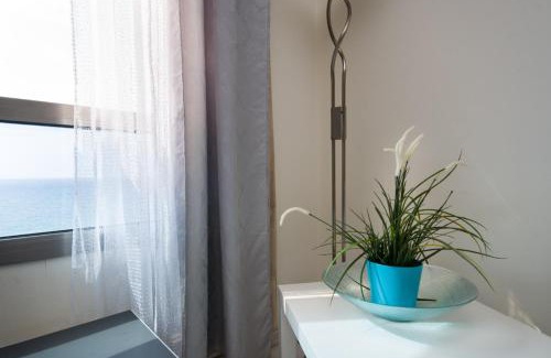 Haifa Apartment | Sea View Beach Apartment