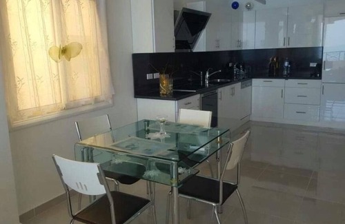 Sakkala Apartment | Sea view , city center , beach access ,3-bedroom apartment