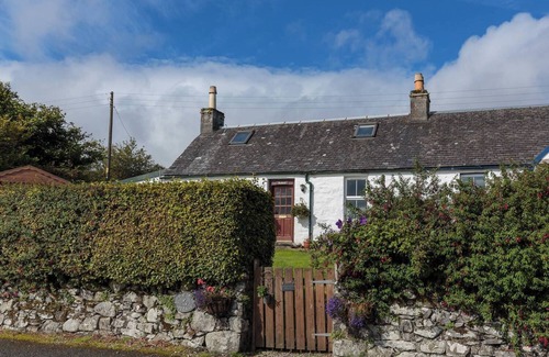 Isle of Jura Cottage | Sea View Cottage - dog-friendly, traditional cottage