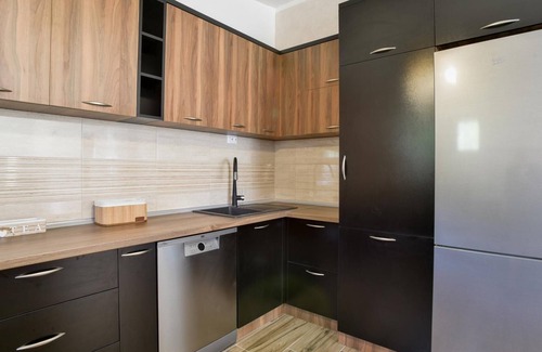 Skaljari Apartment | Sea View Flat w Terrace in Kotor, 8 min to Beach
