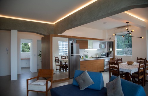 Leblon Apartment | Sea view in beautiful apartment in the south of Rio de Janeiro