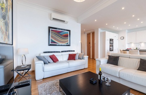 Fabron Apartment | Sea View - Large 2 Bdr Promenade des Anglais