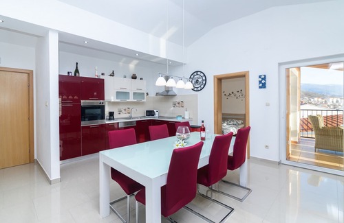 Vratarusa Apartment | Sea View Panorama Penthouse, Senj, Croatia