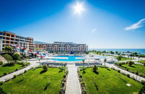Elenite Apartment | Sea view Prestige Fort beach Apartment