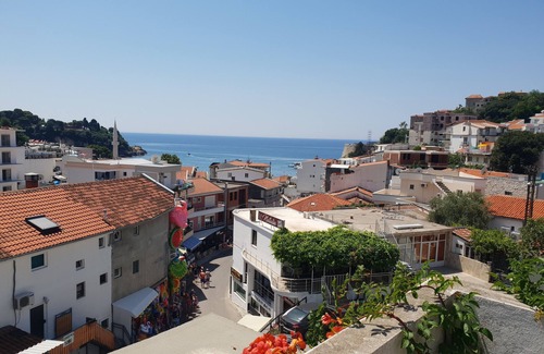 Rana House | Sea view room with balcony, private bathroom