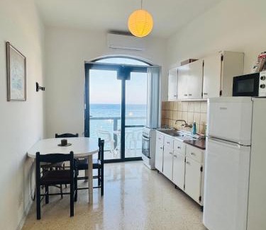 Marsalforn House | Sea View SAB