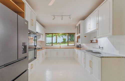 Ballito Apartment | Sea View Sanctuary in Ballito | Pool and Comfort