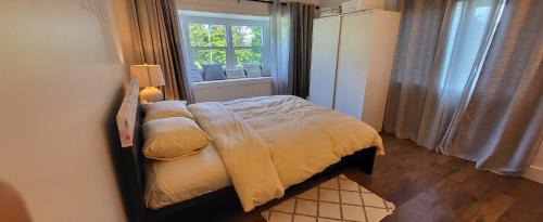 Regional District of Nanaimo Bed & Breakfast | Sea view stay