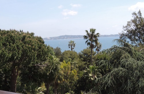 Vallauris Apartment | SEA VIEW STUDIO 35m2 - PRIVATE PARKING - TENNIS POOL - PARK - STANDING RESIDENCE