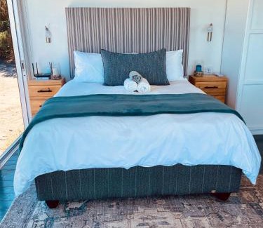 Plettenberg Bay House | Sea Views, Hikes & Tranquility Wildside Cabin
