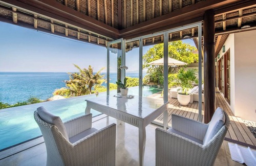 Seraya Villa | Sea Villa with Private Pool and Outdoor Space
