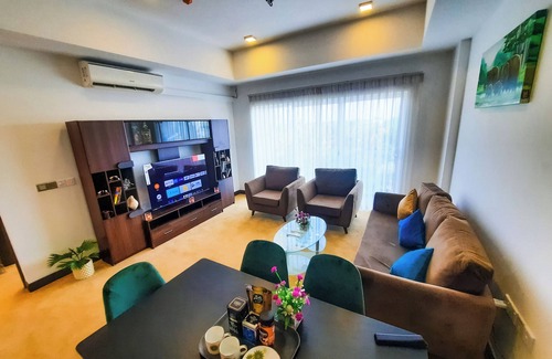Negombo House | Sea Wave Luxury Apartment in Negombo
