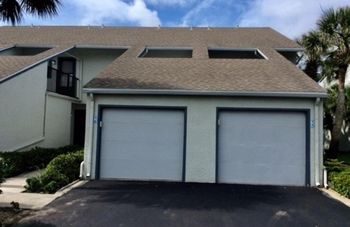 St. Augustine Beach Apartment | Sea Winds 16 Condo