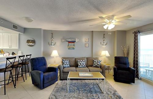 Seawinds Condo Apartment | Sea Winds 602