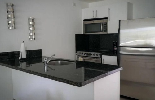 Residencial El Doral Condo | Sea Winds kite Beach Oceanfront
