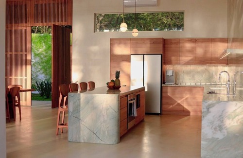 Carmen Villa | Sea Wing Oceanfront Paradise:4-Bedroom Villa with Expansive Pool in Santa Teresa