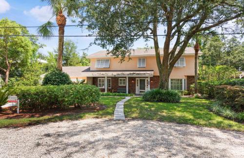 East Beach House | Sea Y'all Soon - 2024 Bruce Drive