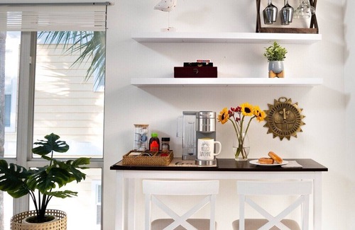 Crystal Beach Condo | SeaBottle Wishes: Pool & Crystal Beach Access