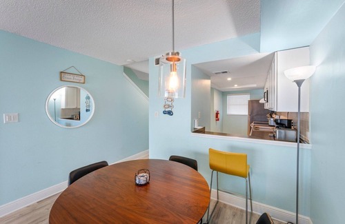 South Patrick Shores Condo | Seabreaker Delight - Direct Ocean Views with Pool!