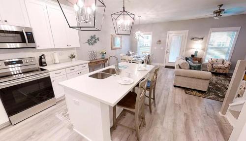 El Centro Beach House | Seabreeze 114