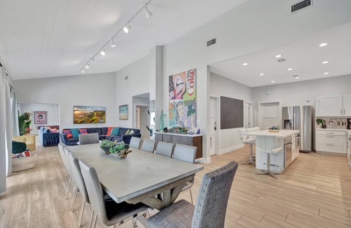 Harbor Beach House | Seabreeze - 6BR, Pool, and Steps to Beach