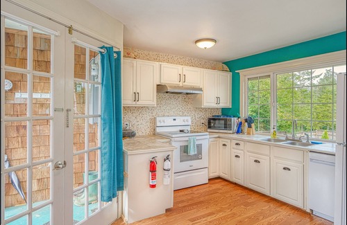 Grayland House | Seabreeze Captain Mikes Snug Harbor