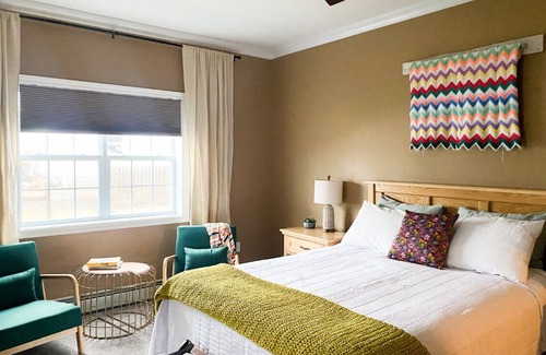 Cow Head Bed & Breakfast | Seabreeze Oceanfront Retreat: Cozy Rooms, Local Charm & Stunning Views