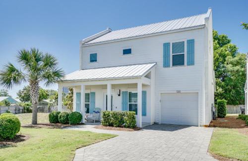 El Centro Beach House | Seabreeze -Walk to beach! Pet friendly!