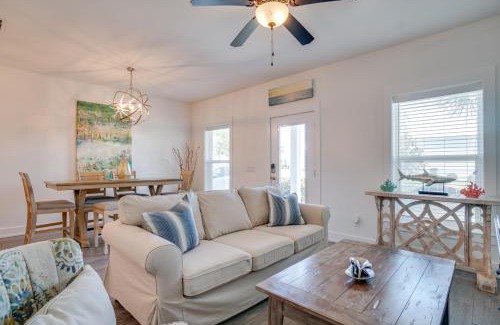 El Centro Beach House | Seabreeze -Walk to beach! Pet friendly!