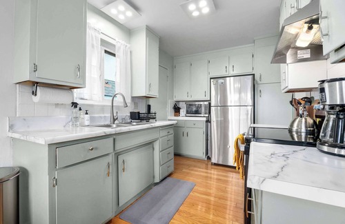 Seabright Apartment | Seabright Breeze ~ Dog-Friendly Coastal Retreat!