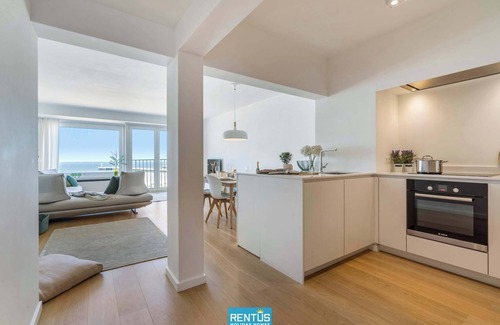 Nieuwpoort Apartment | Seacarl - stunning apartment with frontal sea view