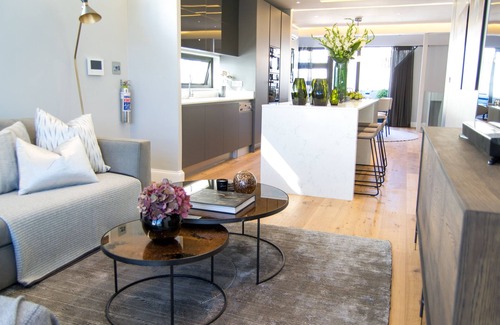 Bantry Bay Apartment | Seacliff Apartments
