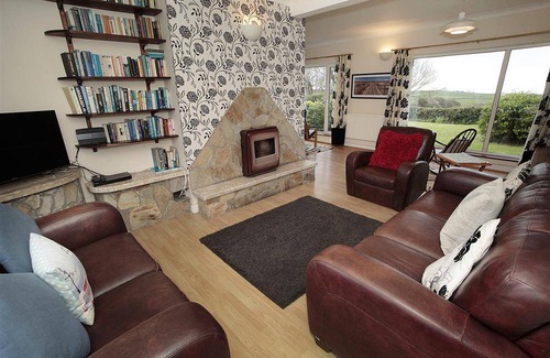 Crynant Cottage | Seacliffs