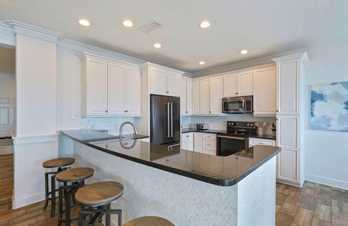 Tang-O-Mar House | Seaclusion - Beachfront Home with Private Pool & Gulf Views