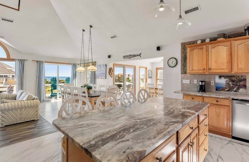 Ocean Hill House | SeaClusion: Oceanside, Private Pool, Hot Tub, Elevator, 180 feet to the beach!