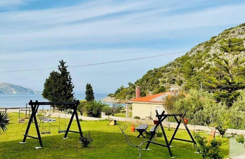 Samos Villa | Seacret too by Villa Glyfos