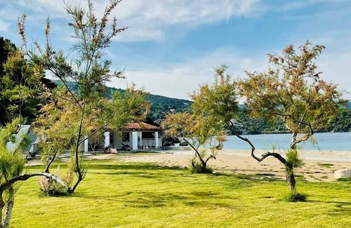 Samos Villa | Seacret too by Villa Glyfos