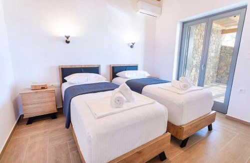 Serifos Villa | SeaeyeVillas 1