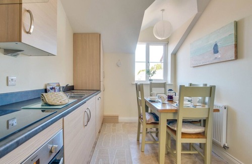 Roundham Apartment | Seaford Sands - Two Bedroom Apartment, Sleeps 4