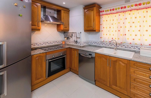 Son Servera Apartment | Seafront Apartment “Frente al mar” with Sea View, Wi-Fi, A/C & Terrace; Parking Available