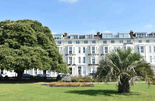 Portsmouth Apartment | Seafront Apartment