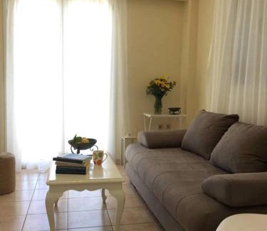 Kiveri Apartment | Seafront apartment in Kiveri, near Nafplion.