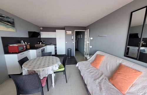 Merlimont-Plage Apartment | Seafront Apartment with Elevator, Parking, and Balcony