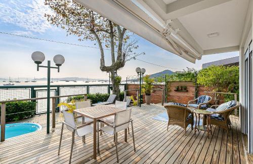 Santo Antonio de Lisboa House | Seafront beautiful house in Sto. Antônio CDA1647