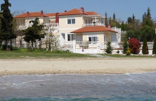 Nea Propontida Apartment | Seafront Holiday Home Olympia 6 on a Long Sandy Beach, GeoMare, 1st floor